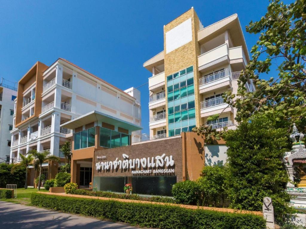 Nana Chat Bangsaen Hotel Si Racha Exterior photo